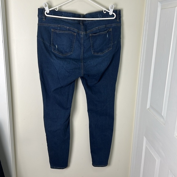 Torrid Plus Size Skinny Distressed Jeans Size 20T - Picture 5 of 8